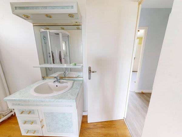 Appartement de Type T3 - Balcon & Ascenseur