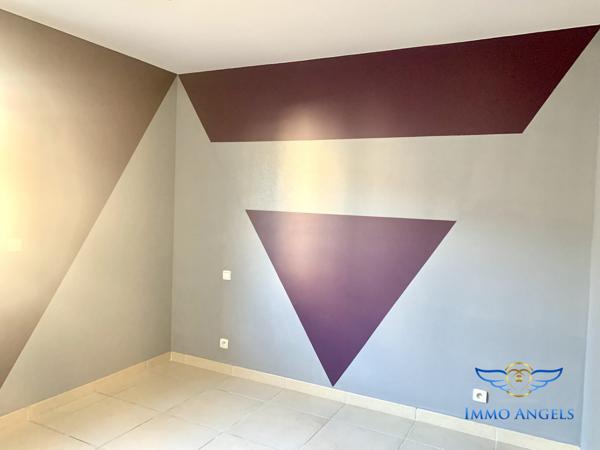 BAILLARGUES-TRES BELLE MAISON 4 CHAMBRES-PISCINE-GARAGE-TERRAIN 400 M2