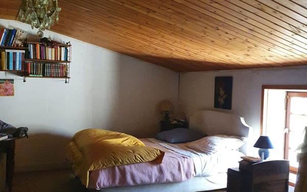 Maison à vendre    6 pièces •  Courçon