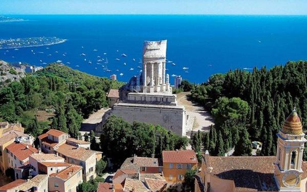 Appartement à vendre    2 pièces •  La Turbie