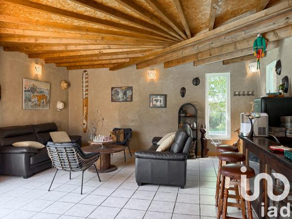 Maison à vendre 10 pièces 297 m² Saint-Genis-Laval