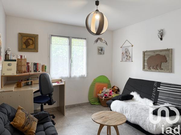 Maison à vendre 10 pièces 297 m² Saint-Genis-Laval