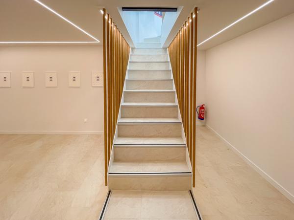 Paris 2ème - À LOUER - Local commercial haut de gamme de 280 m²