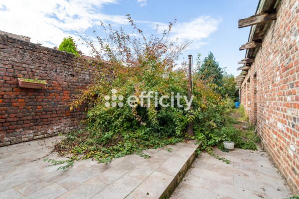 Immeuble
         9 pièces
        - 425 m² Exclusivité 208 000 €*