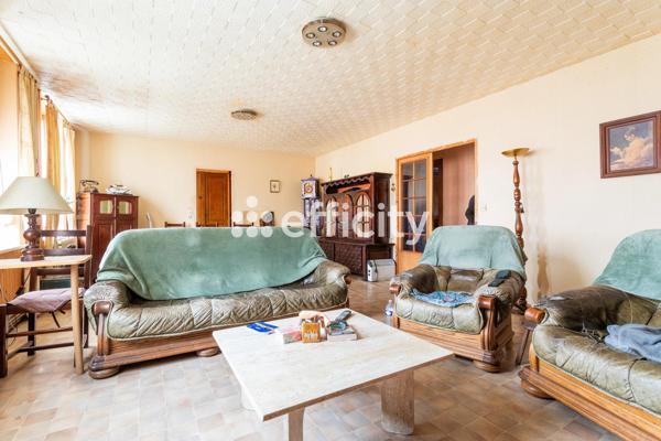 Immeuble
         9 pièces
        - 425 m² Exclusivité 208 000 €*