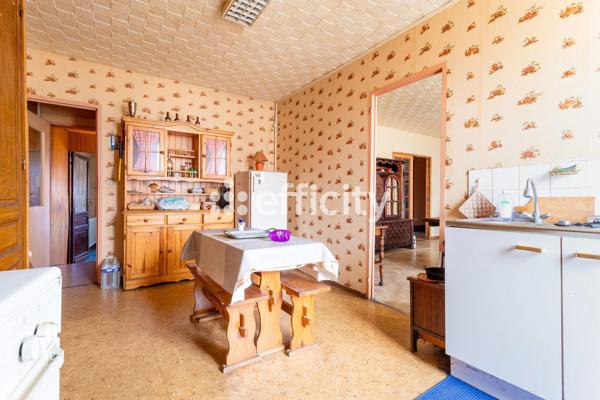 Immeuble
         9 pièces
        - 425 m² Exclusivité 208 000 €*