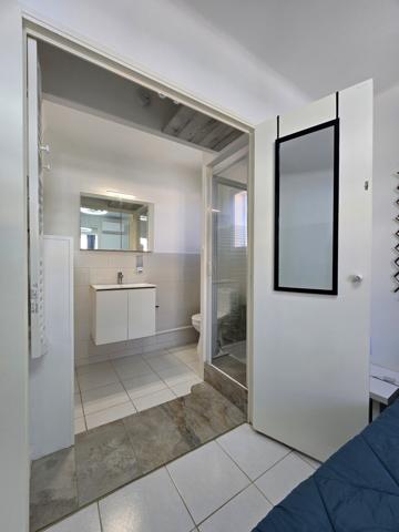 La Seyne-sur-Mer (83500) T2 rénové aux Sablettes – Vendu entièrement meublé - Parking