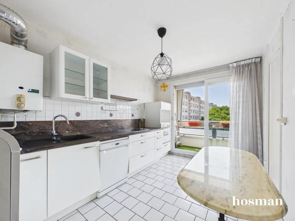 Lumineux appartement T3 de 71,64 m² - balcon - belle vue dégagée - Rue Hippolyte Kahn, Villeurbanne