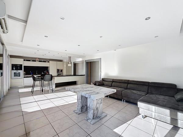 Décines-Charpieu (69150) Décines 95 m² – 3 chambres, balcon, garage
