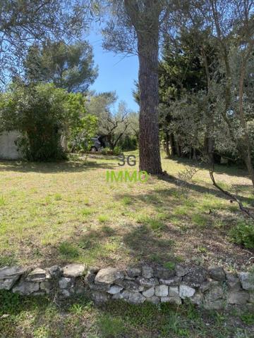 Vente / Maison de plain-pied à Uzès (30700)