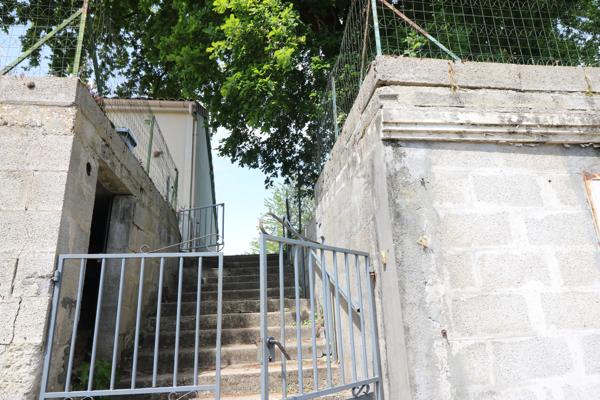 Maison De Village