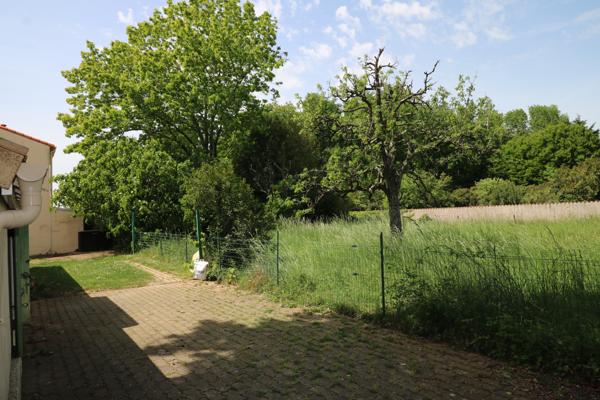 Maison De Village