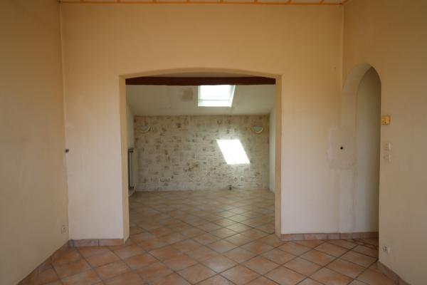 Maison De Village