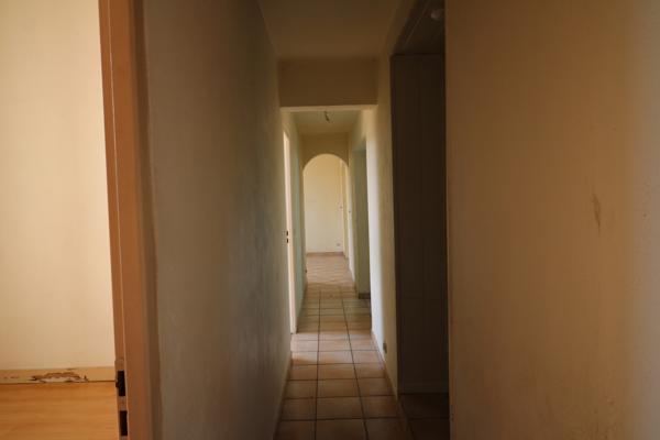 Maison De Village
