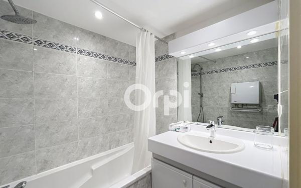 Appartement à vendre    3 pièces • 62 m2 Sainte-Maxime