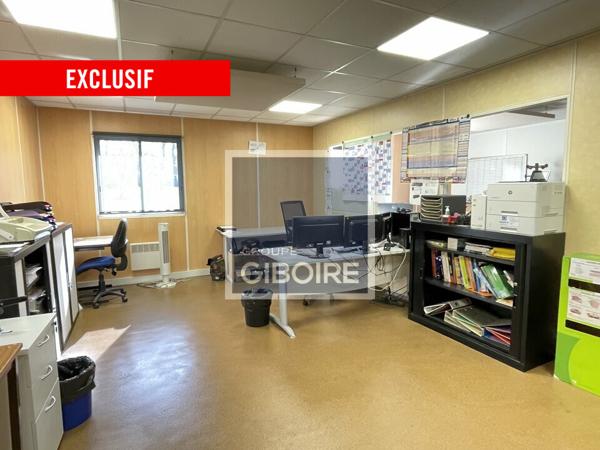 Local d'activites 2781 m² à vendre BRUZ (réf : 35.6837)