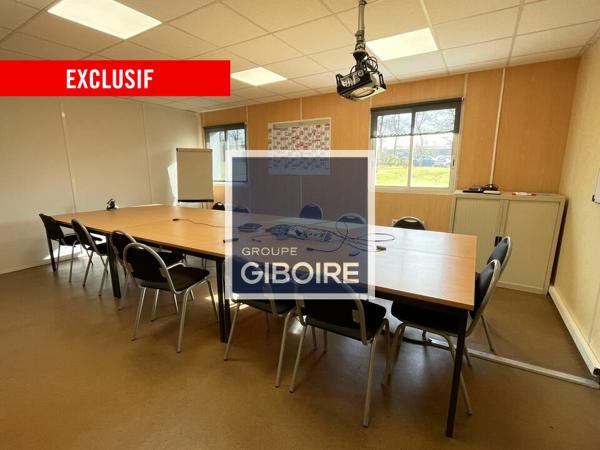 Local d'activites 2781 m² à vendre BRUZ (réf : 35.6837)