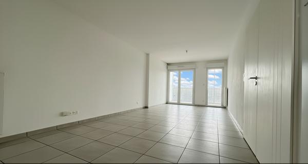 Appartement 3 pièces – 64 m² environ à Saint-Herblain (ref : 1898B)