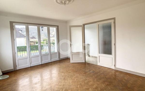 Maison à louer    4 pièces •  Terrasson-Lavilledieu