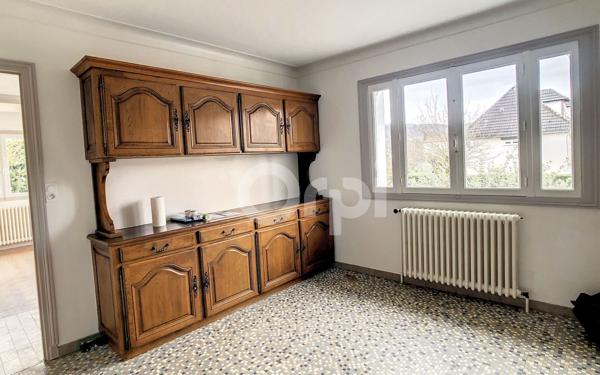 Maison à louer    4 pièces •  Terrasson-Lavilledieu