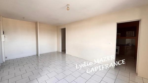 Appartement à vendre  pièces  (18)