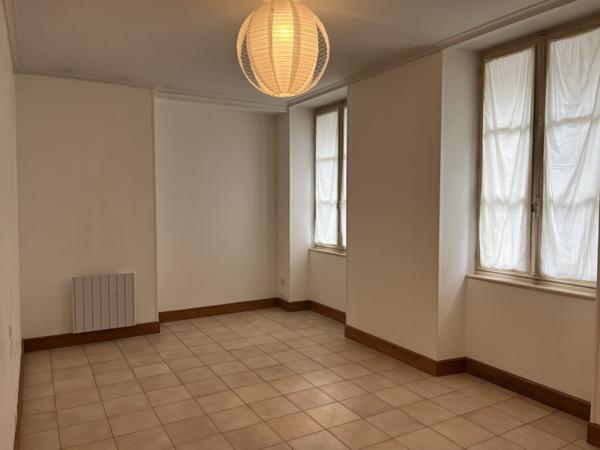 Maison à vendre |  Montbron |  5 pièces | 135 m²