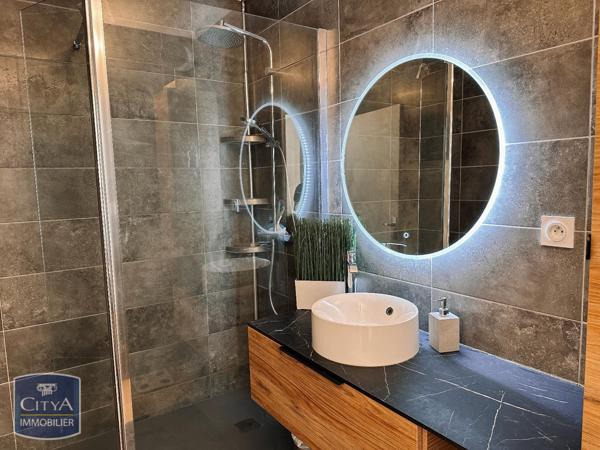 Appartement à louer 3 pièces 74.59m²