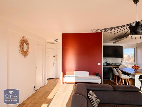 Appartement à louer 3 pièces 74.59m²