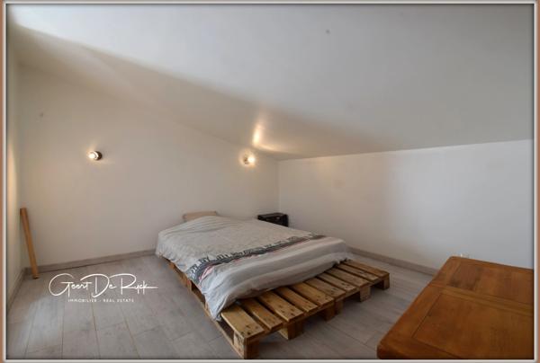 Secteur de ST-COUAT D'AUDE (11). Maison T5 style loft R+1  et Maisonnette T2 avec grand garage