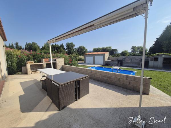 Villa 4 faces avec grand garage