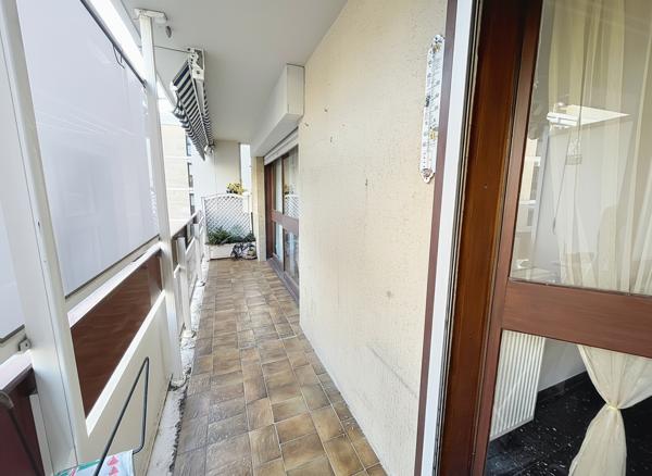 Appartement AIX SUD- T3/4- RESIDENCE SECURISEE- PLACE PARKING PRIVATIVE