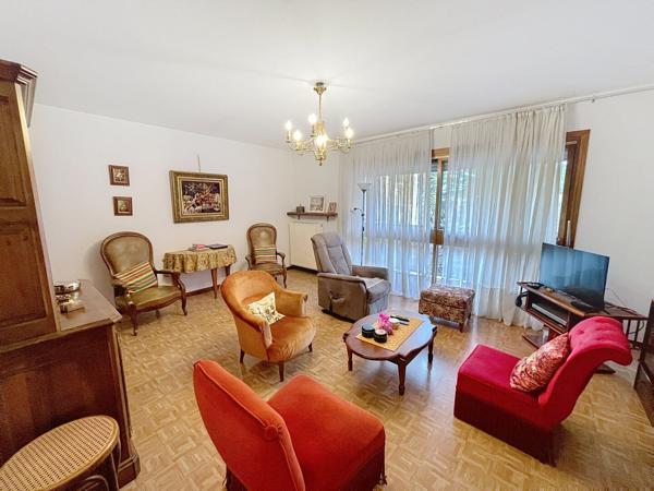 Appartement AIX SUD- T3/4- RESIDENCE SECURISEE- PLACE PARKING PRIVATIVE