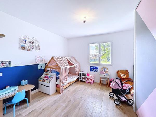 Maison 4 pièces moderne avec suite parentale et garage