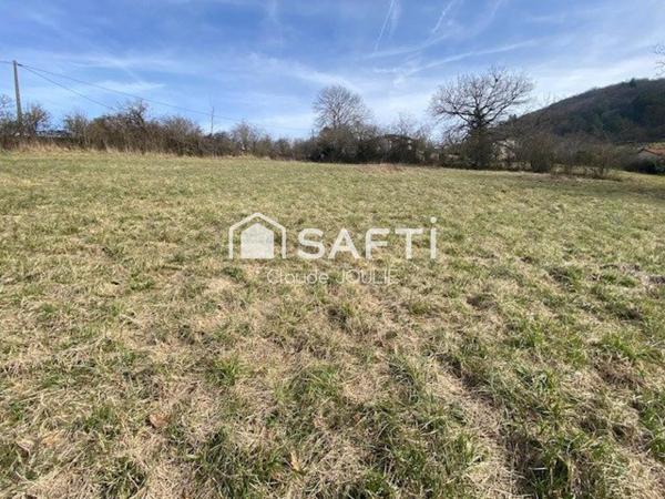 Terrain 2100 m² à VILLEFRANCHE de ROUERGUE
