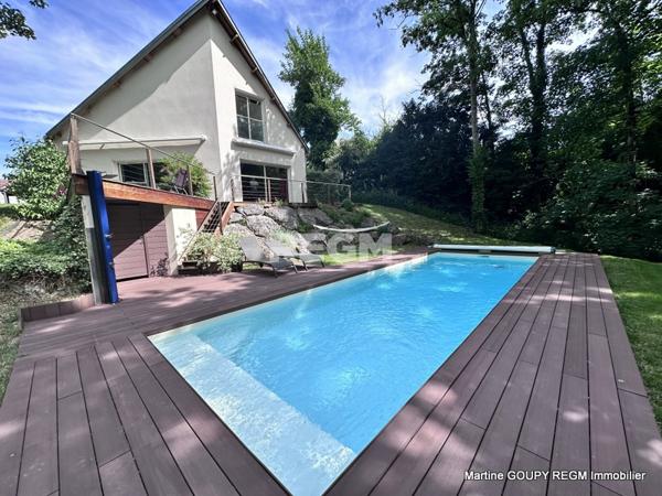 La Chapelle-Saint-Mesmin (45380) La Chapelle-St-Mesmin (45) – Magnifique maison contemporaine 200 m² - Parcelle 1 760 m² paysagée – Piscine –