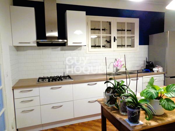 Maison Le Mas d'Agenais 100 m2 / 3 chambres /sous-sol et jardin