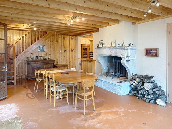 SUPERBE MAISON DE MAITRE A ST BONNET LE CHATEAU