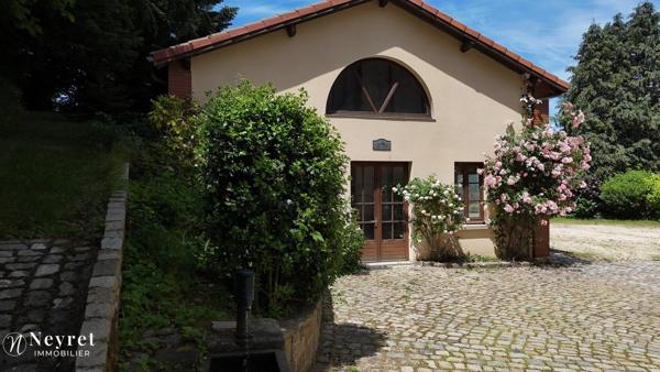 SUPERBE MAISON DE MAITRE A ST BONNET LE CHATEAU