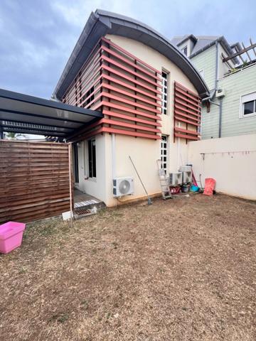 Appartement T3 en rez de jardin au centre ville de St Denis