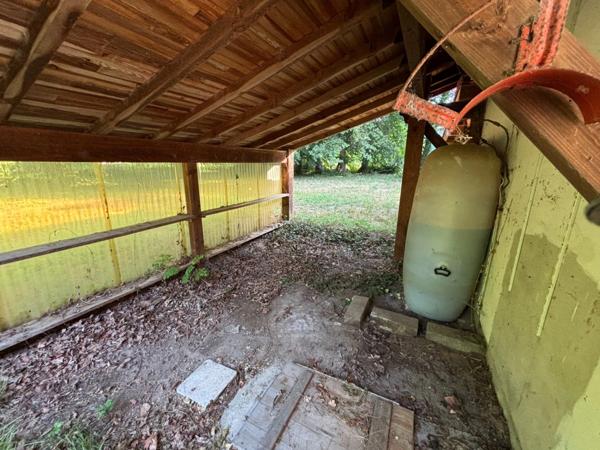 Villa dans parc arboré