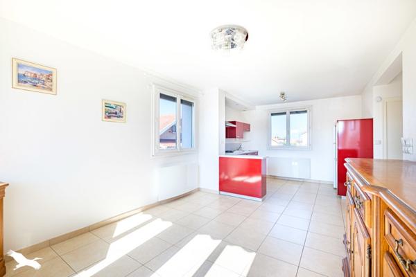 Maison à vendre 339 000 € Mions 4 p 75 m² DPE D