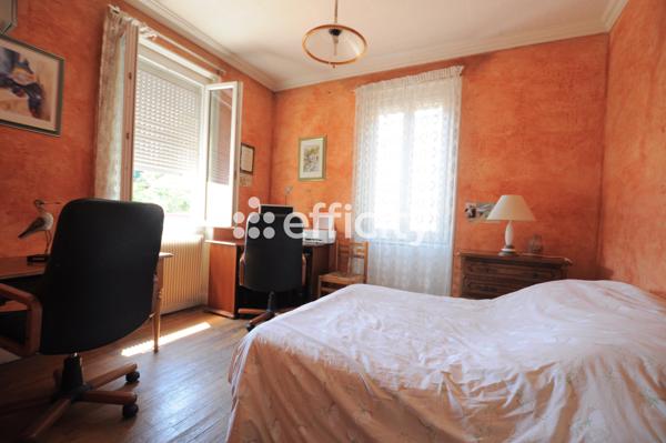 Maison 6 pièces - 157 m² Exclusivité efficity