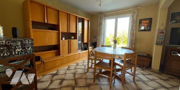 Maison familiale de type 6 à Châlons-en-Champagne (51000) 

Située sur les hauteurs de Châlon...