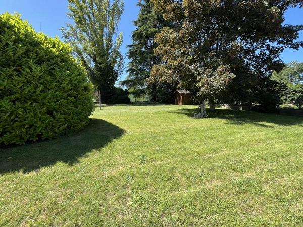 Maison à vendre 140 400 € Mehun-sur-Yèvre 4 p 75 m² DPE D