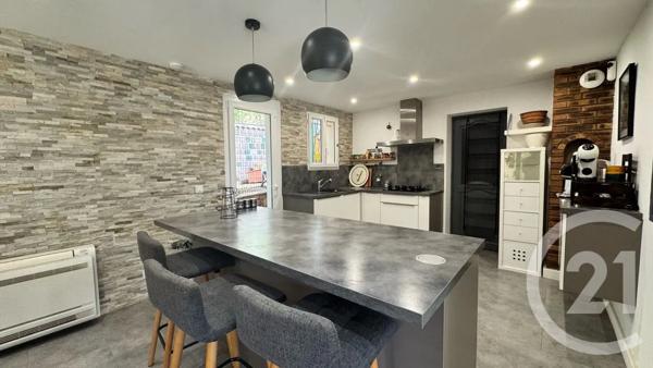 Maison à vendre  5 pièces - 116,95 m 2   LA GARDE  - 83
