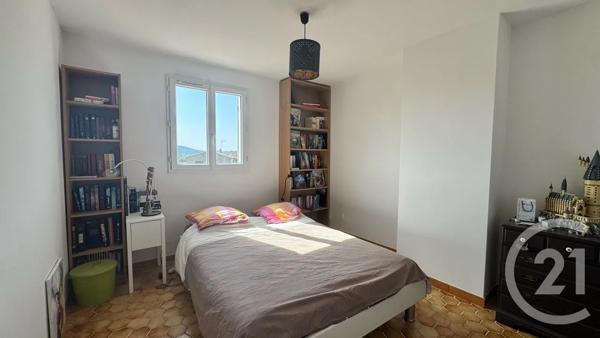Maison à vendre  5 pièces - 116,95 m 2   LA GARDE  - 83