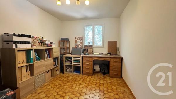 Maison à vendre  5 pièces - 116,95 m 2   LA GARDE  - 83