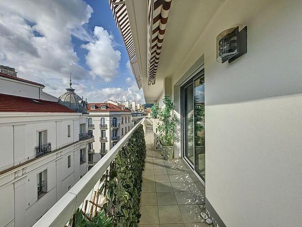 Appartement  3 pièces  Cannes Centre 79 m2
