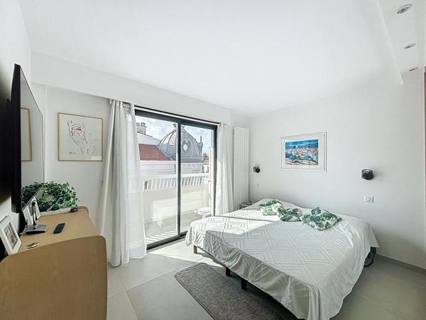 Appartement  3 pièces  Cannes Centre 79 m2