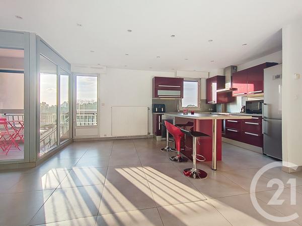 Appartement T3 à vendre  3 pièces - 71,90 m2 MARSEILLE - 13008